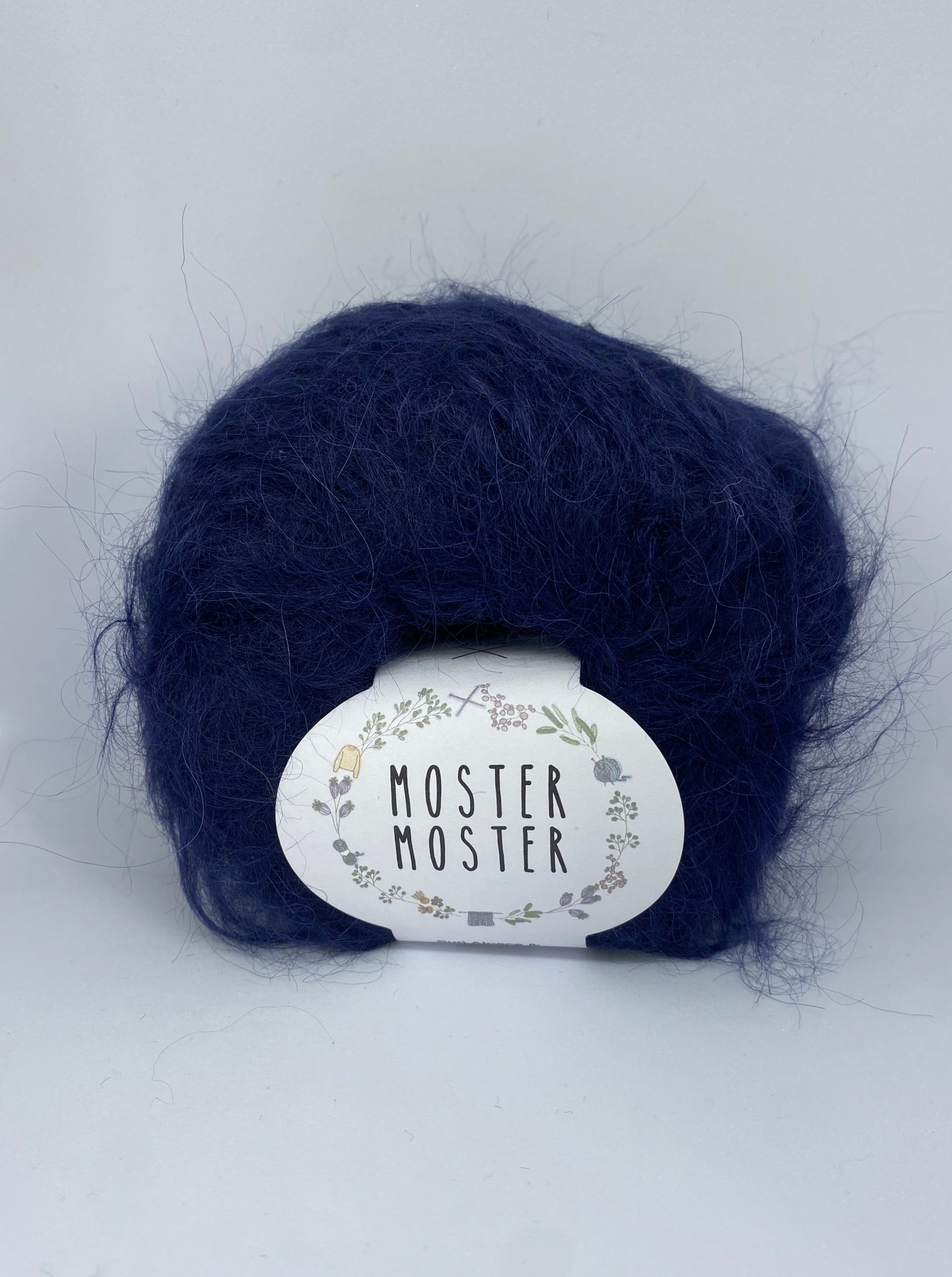 NAVY BLUE (SURI ALPACA & MERINO WOOL)